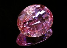 3.05 ct Natural Padparadscha Sapphire 006523 by Leon Mege.