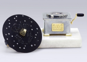 Maestro design - a ring with interchangeable ebony plates set with diamonds and gemstones